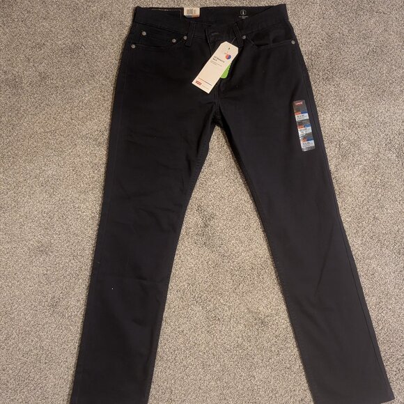 Levi's 511 Slim Fit All Seasons Men's Pants, Navy Blue - NWT - Picture 1 of 1